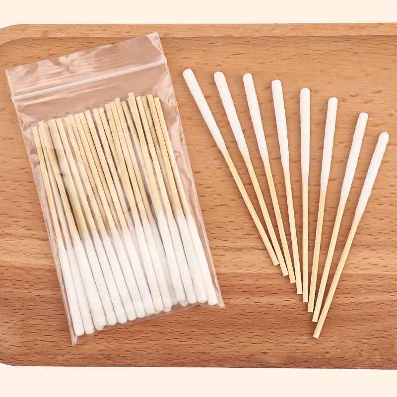 30 個使い捨てまつげエクステンションクリーンメイクブラシ木製マイクロバッド綿棒糸くずの出ないまつげエクステンション接着剤除去ツール