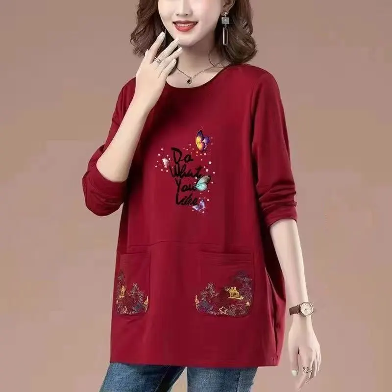 Casual Butterfly Printed Letter T-shirt Spring Autumn Folk Stylish Embroidery Female Clothing Casual O-Neck Vintage Pullovers