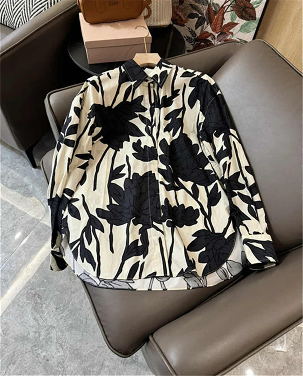 

Women's Print Long-Sleeved Shirt Lapel Collar Single-Breasted Design Blouse Fashion and Versatile