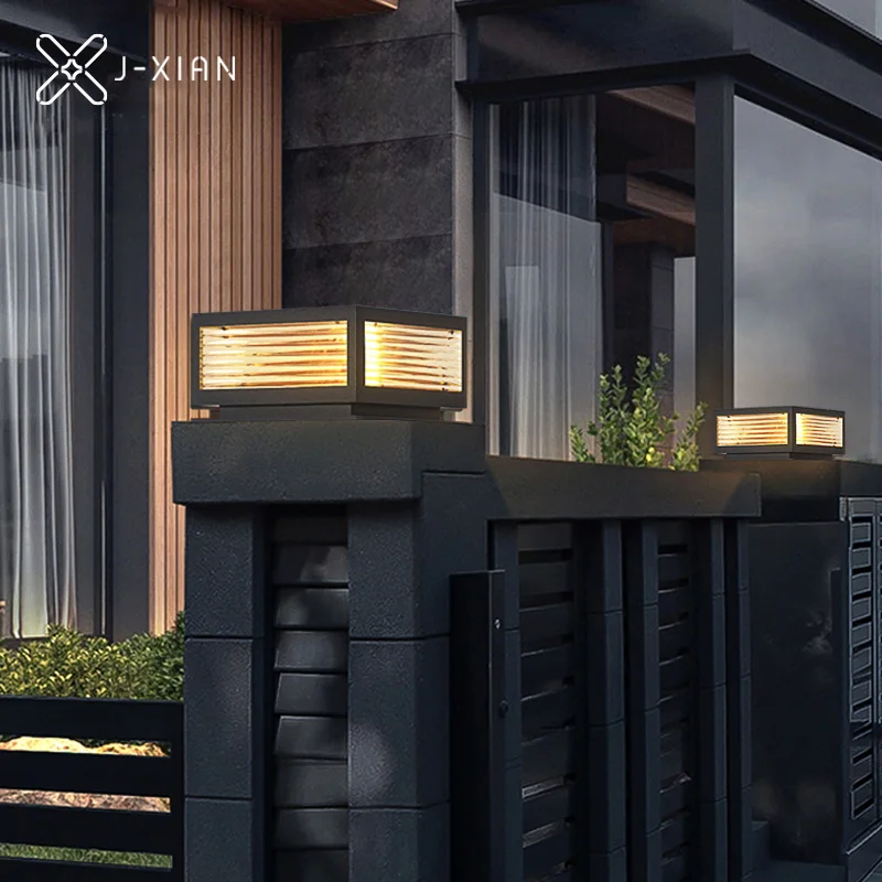 

Solar stigma Outdoor garden Waterproof door pillar Modern simple villa wall Garden lawn