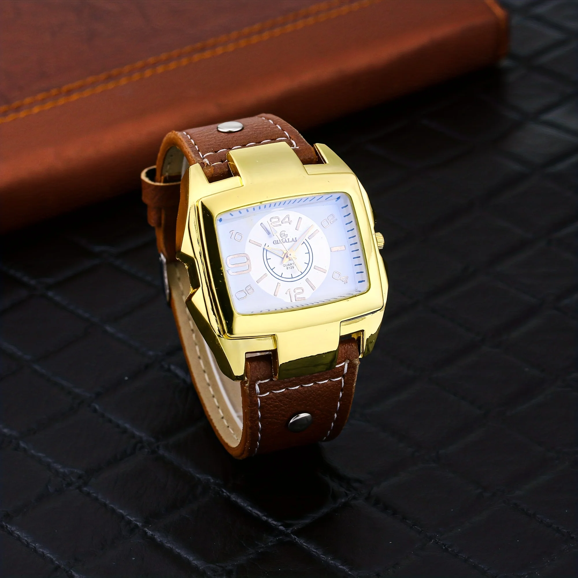 1PC fashionable and minimalist watch for men and women, square fashionable large dial, trendy men and women couple