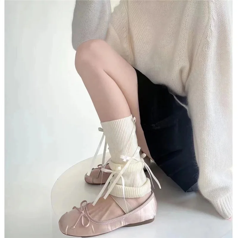 زوج من جوارب لوليتا الحلوة على طراز الباليه مع فيونكة محبوكة وجوارب متوسطة الساق مقترنة مع ملابس لوليتا #4