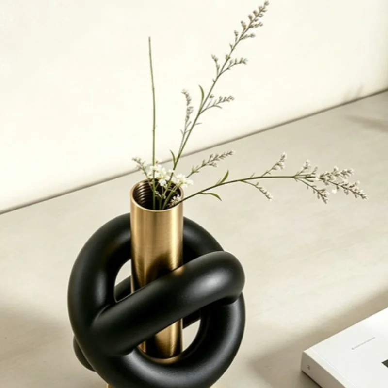 Dried Flowers Vases Modern Luxury Decorative Vase Creativity Abstraction Flower Vase Living Room Synthetic Resin Home Decor