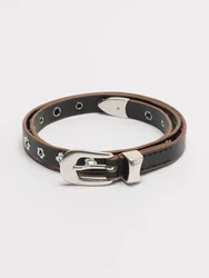 Ceinture en cuir ornée de rivets pour femme, clou de fleur noire, trou de taille floral, structure en peau de vache