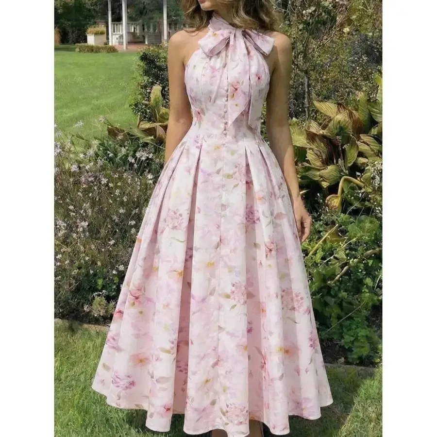 

Женское приталенное платье с цветочным принтом и бантом на шее, расклешенный подол, весна-лето 2026, в романтическом стиле