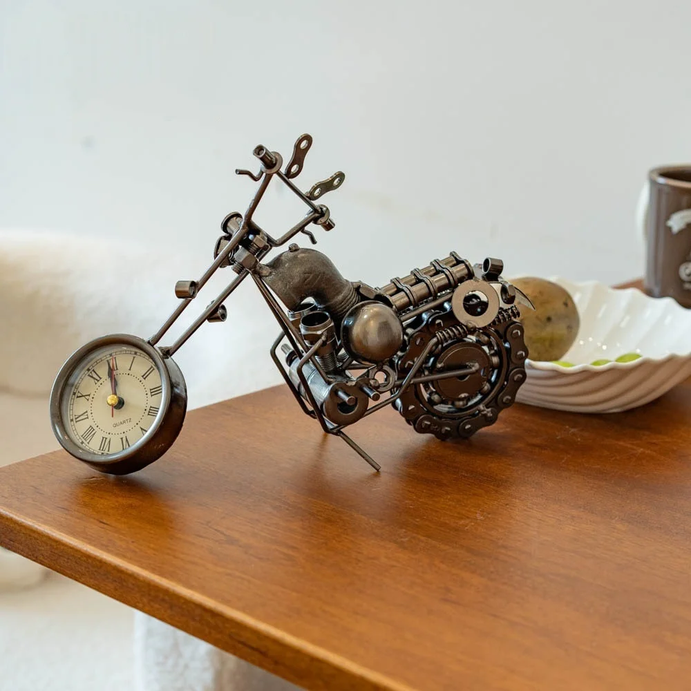Motorfietsmodel Retro Motor Figuur Metaal Decoratie Handgemaakt IJzer Motorfiets Attribuut Vintage Huisdecoratie Kinderspeelgoed Kamerdecoratie