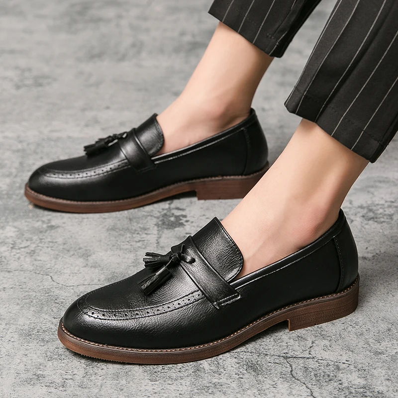 

Size 38-47 Retro Men Tassel Shoes Black Brown One Step Lightweight Comfortable Fashionable Le Fu Shoes Party Banquet Shoes Men