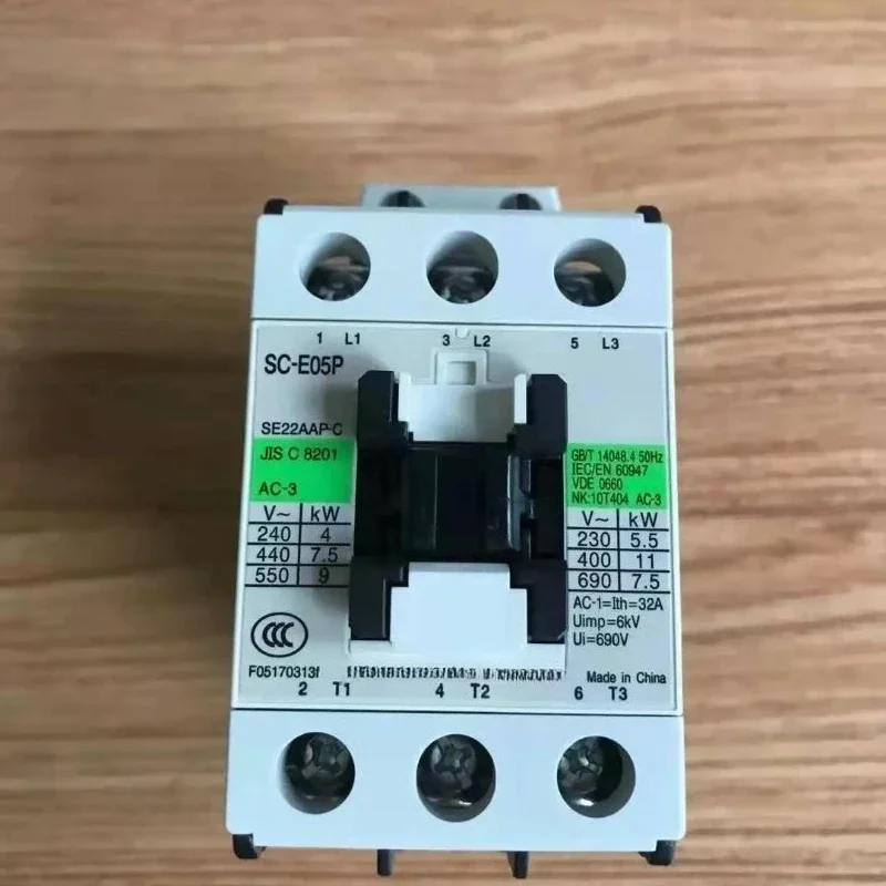 

Brand New Original AC contactor SC-E05P SE22AAP-C Fast Delivery