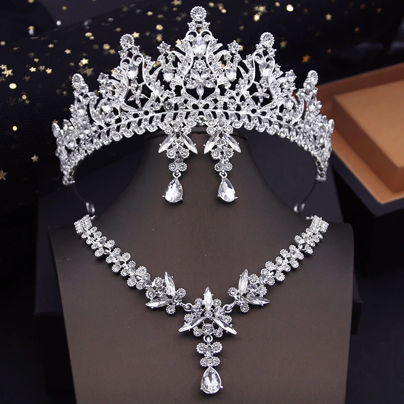 

Luxury Royal Queen Tiaras Bridal Jewelry Sets for Women Choker Necklace Earrings With Crown Wedding Dress Costume Accessories