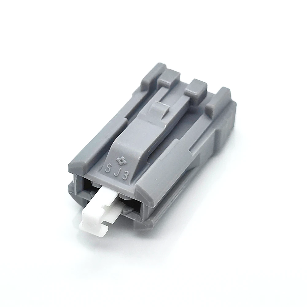 High quality automotive connector 6240-5212 2PIN plug sheath shell for automotive maintenance or modification of original parts