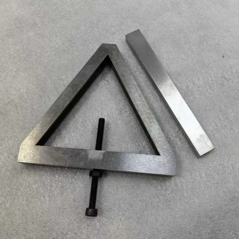 Grinding needle triangular fixture surface grinder equal height fixture cylindrical punch batch length control fixture