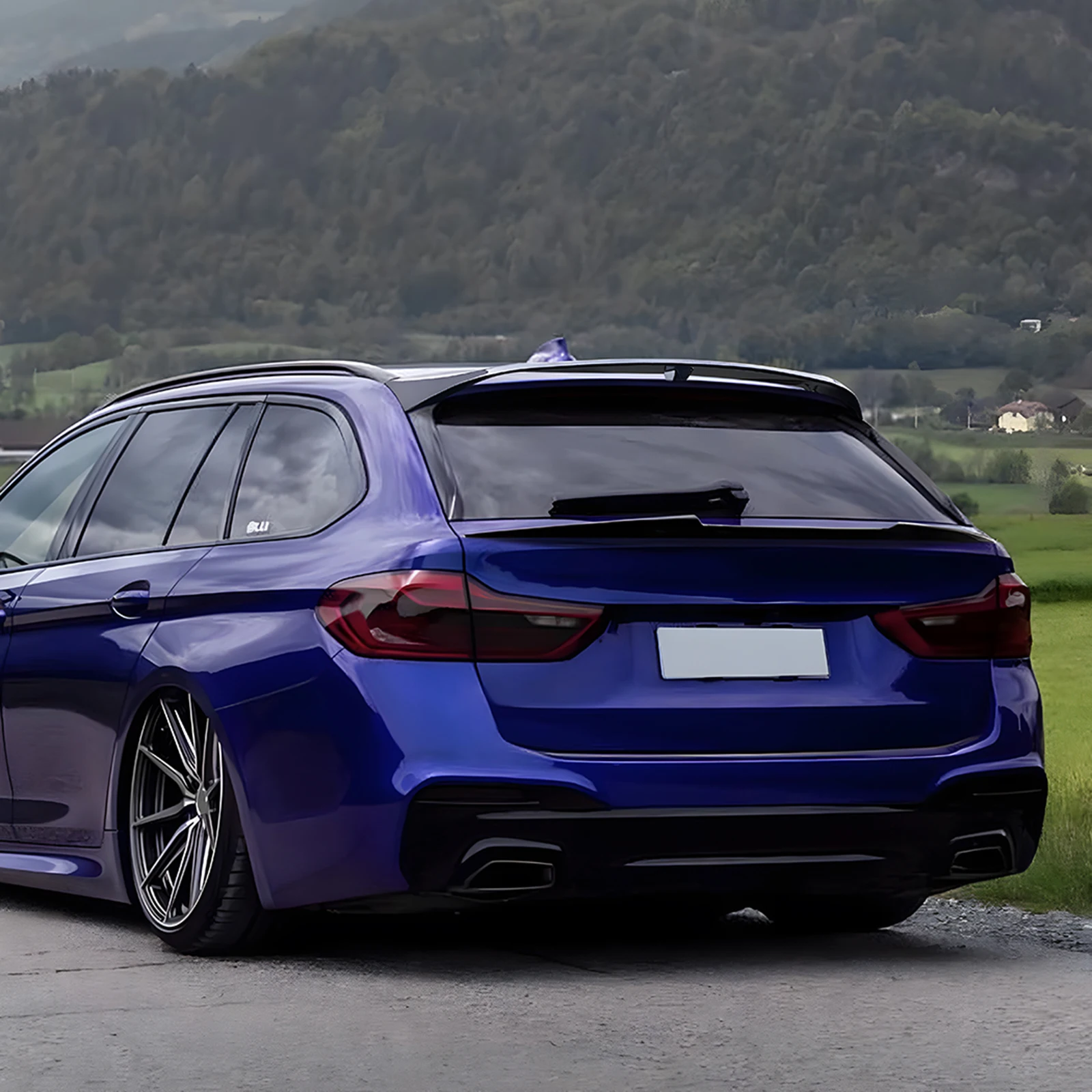 

Car Trunk Roof Spoiler Wing Trim For BMW 5 Series G31 2018-2023 Touring Model Top Wing Tail Window Upper Lip Decoration