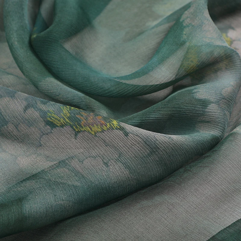 

230*140CM 6MM Thin Silk Crepe Fabric For Floral Printed on Dark Green Dress Clothing Cheongsam Pants Scraft R236