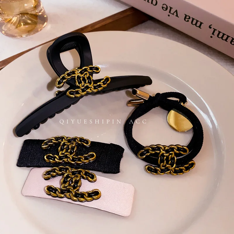 2026 سلسلة معدنية جديدة مزدوجة C مشبك قبضة بلوري مشبك سمك القرش ملحقات شعر نسائية مشبك حافة مشبك شعر حلقة شعر