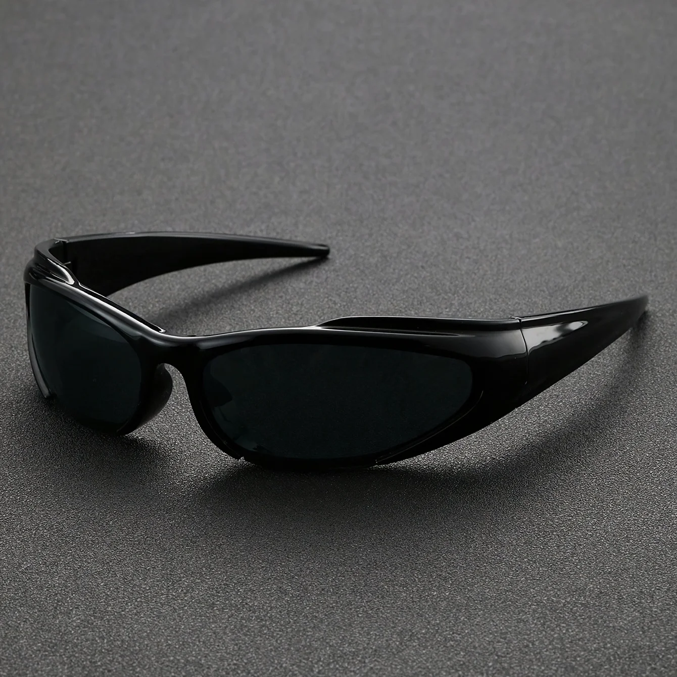 1 pair of female/male retro style with UV 400, UV protection oval fashion glasses are suitable for daily life decorations, fashionable and versatile, durable, comfortable to wear, holiday wear, camping, outdoor travel, fashion show