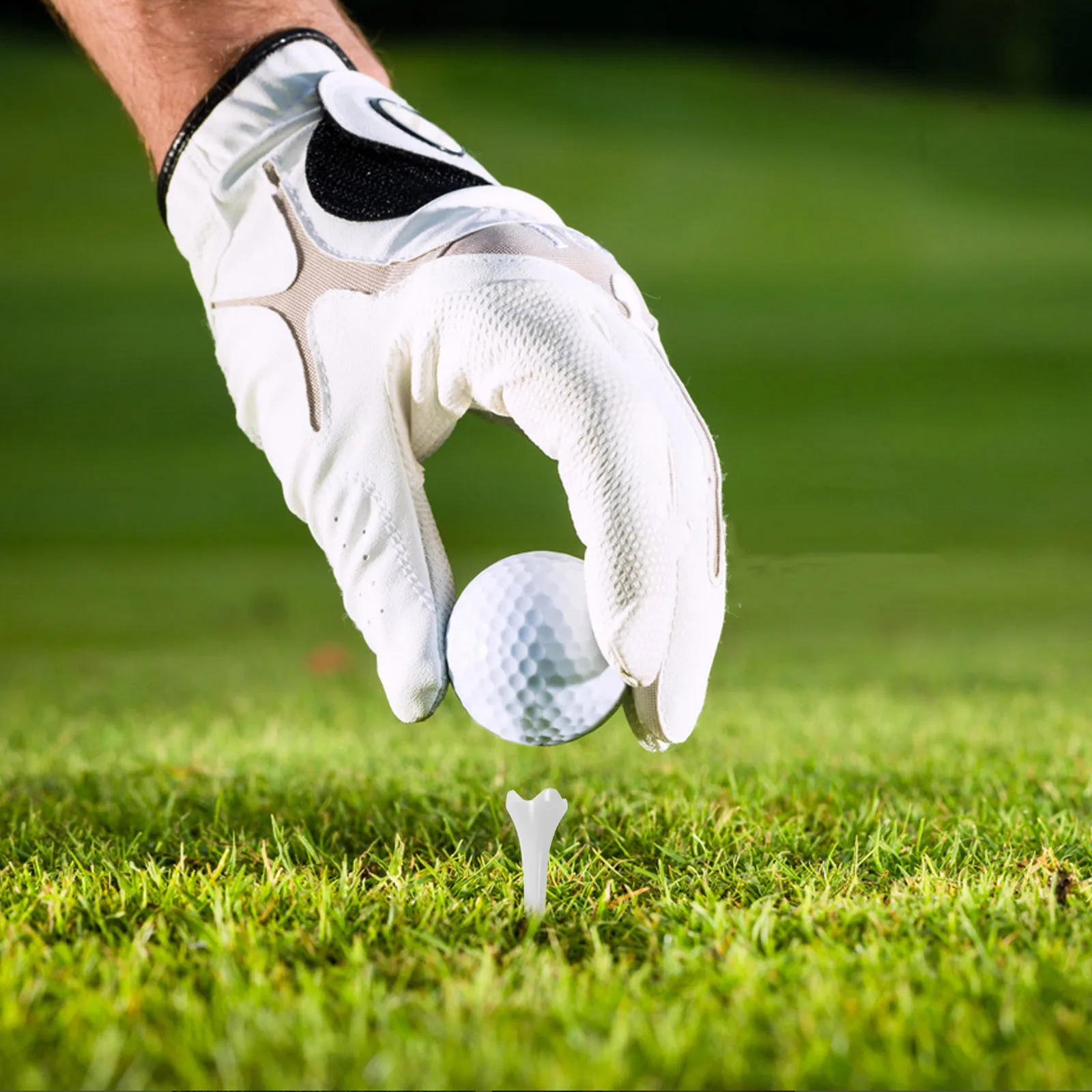 50 قطعة تي شيرتات الجولف البلاستيكية 1.5 بوصة قصيرة متينة ومستقرة 4-الشق تصميم لممارسة نطاق القيادة حامل تي شيرت جولف قابل لإعادة الاستخدام