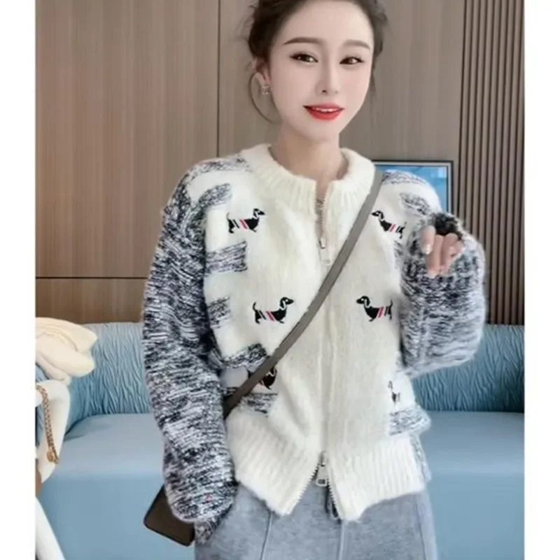 Korean Casual Double Zipper Coat Women Golf Wear 2024 Autumn New Golf Sweater Fashion Embroidery Knit Cardigan Women Golf Clothe