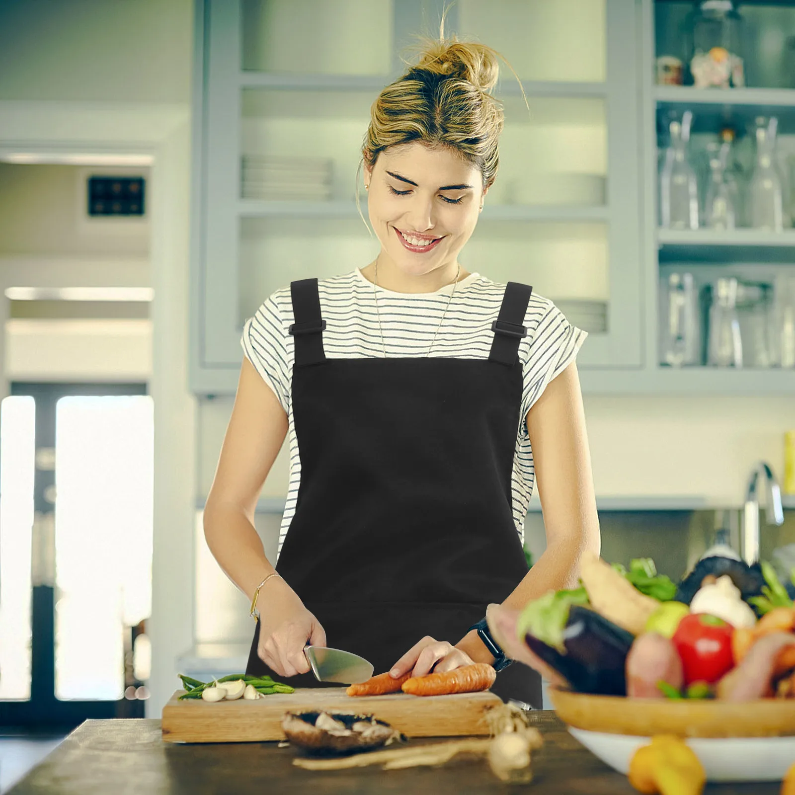 

Adjustable HBack Design Apron With Pockets For Women And Men Comfortable Kitchen Baking Cooking Household Aprons