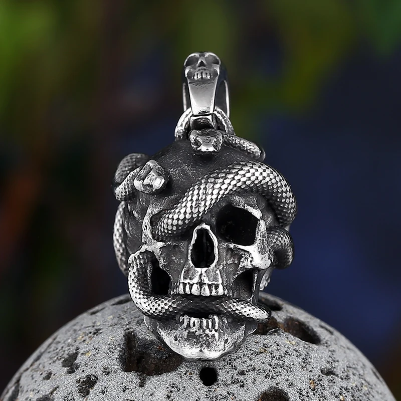 Vintage 2022 New Stainless Steel Skull Head Wind Snake Pendant Necklace Punk Rock Chain Good Detail For Man Hollowen Gift