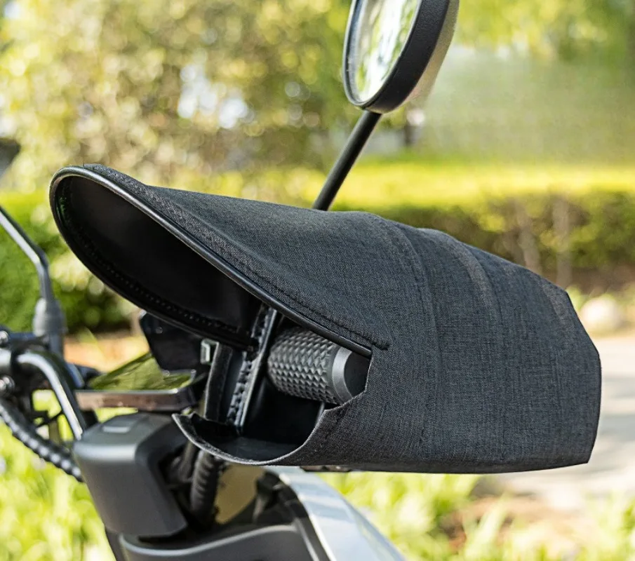 

2025 New Sunscreen Gloves The Thin One Is Equipped with Sunscreen Gloves Summer Battery Sun Shade Windproof Hand Cover
