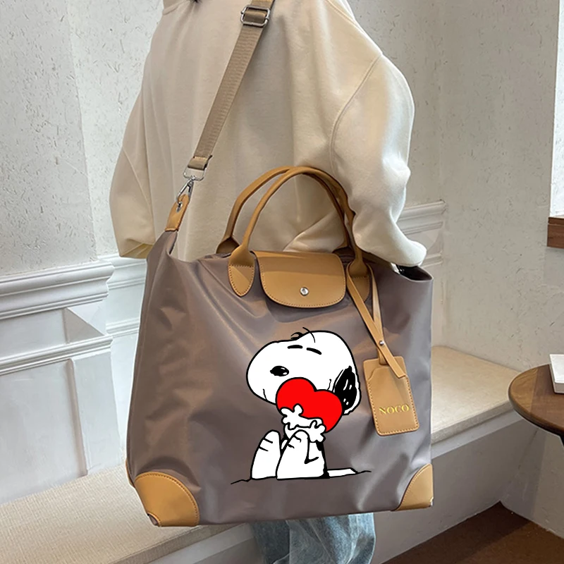 Snoopy Ladies Travel Bag Large Capacity Women\'s Handbag Waterproof Fashion Gym Bag Luggage Bag Shoulderbag Birthday Gift