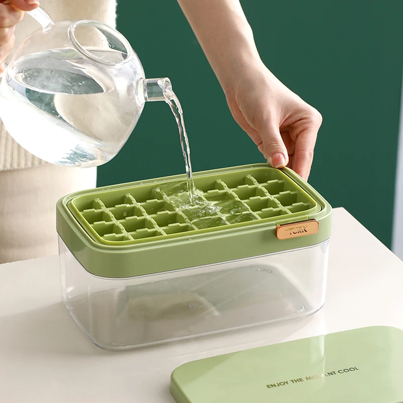 Ice Cube Mold Ice Tray with Lid, Household Self-Made Square Soft Ice-Making Box, Push-Type Ice Cube Mold Ice Storage Box