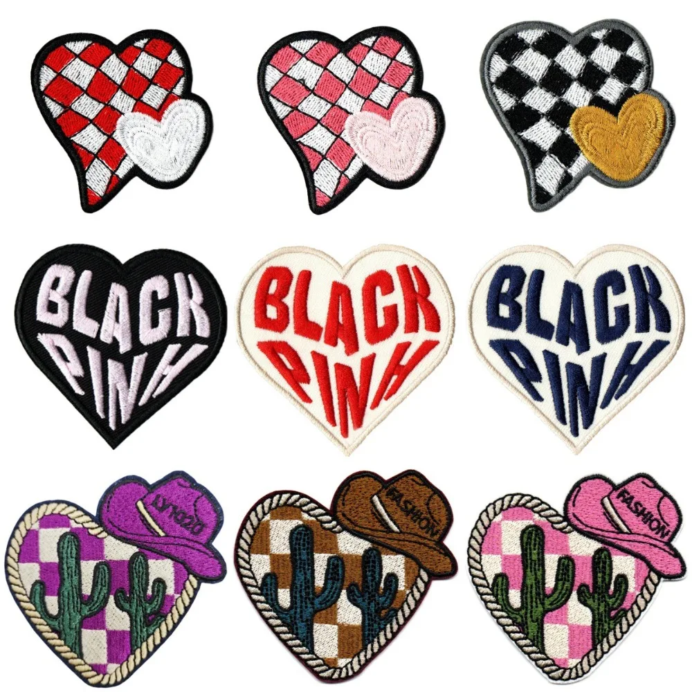 

Square Color Love Embroidery Patch Clothes Hole Patches Clothes Bag Decoration Stickers Iron on Transfers for Clothing Scp