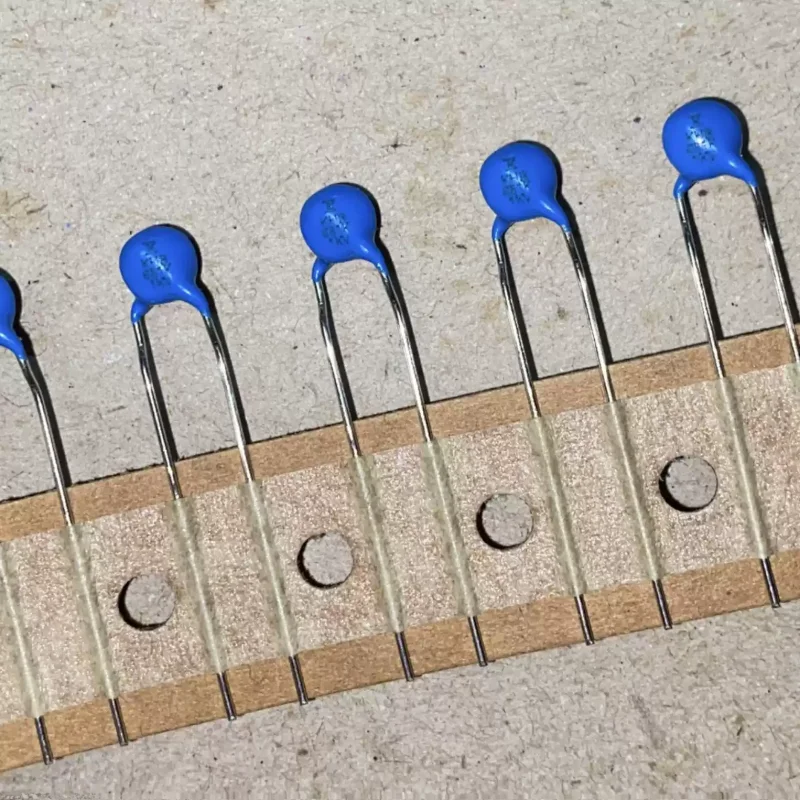10-100pcs KHB681KN28CGCWA 1KV 680PF 681K 1000V680PF imported original ceramic capacitors