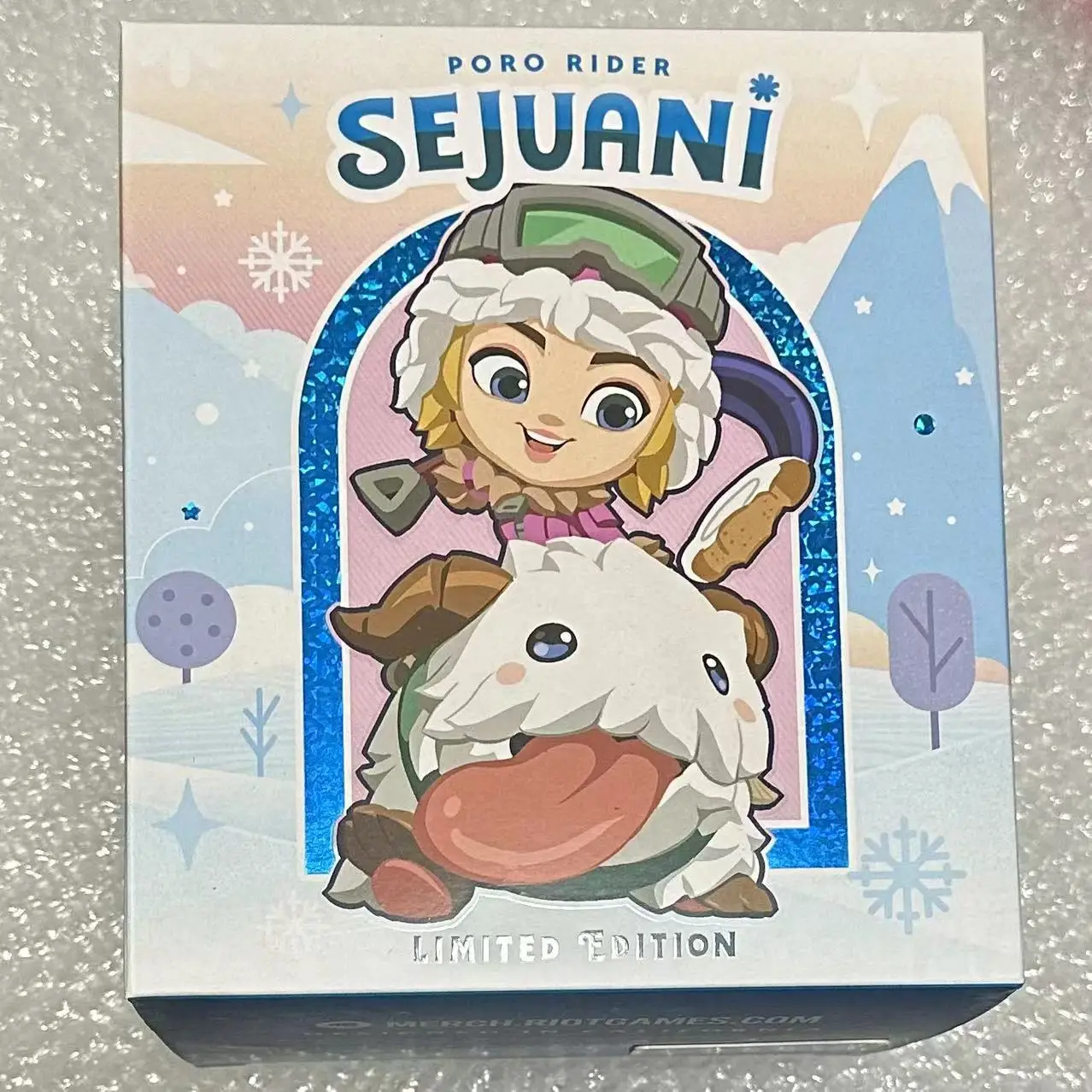 PORO Rider Sejuani Figure Genuine Original Packaging Brand New（We don't have in-game icons to give away）