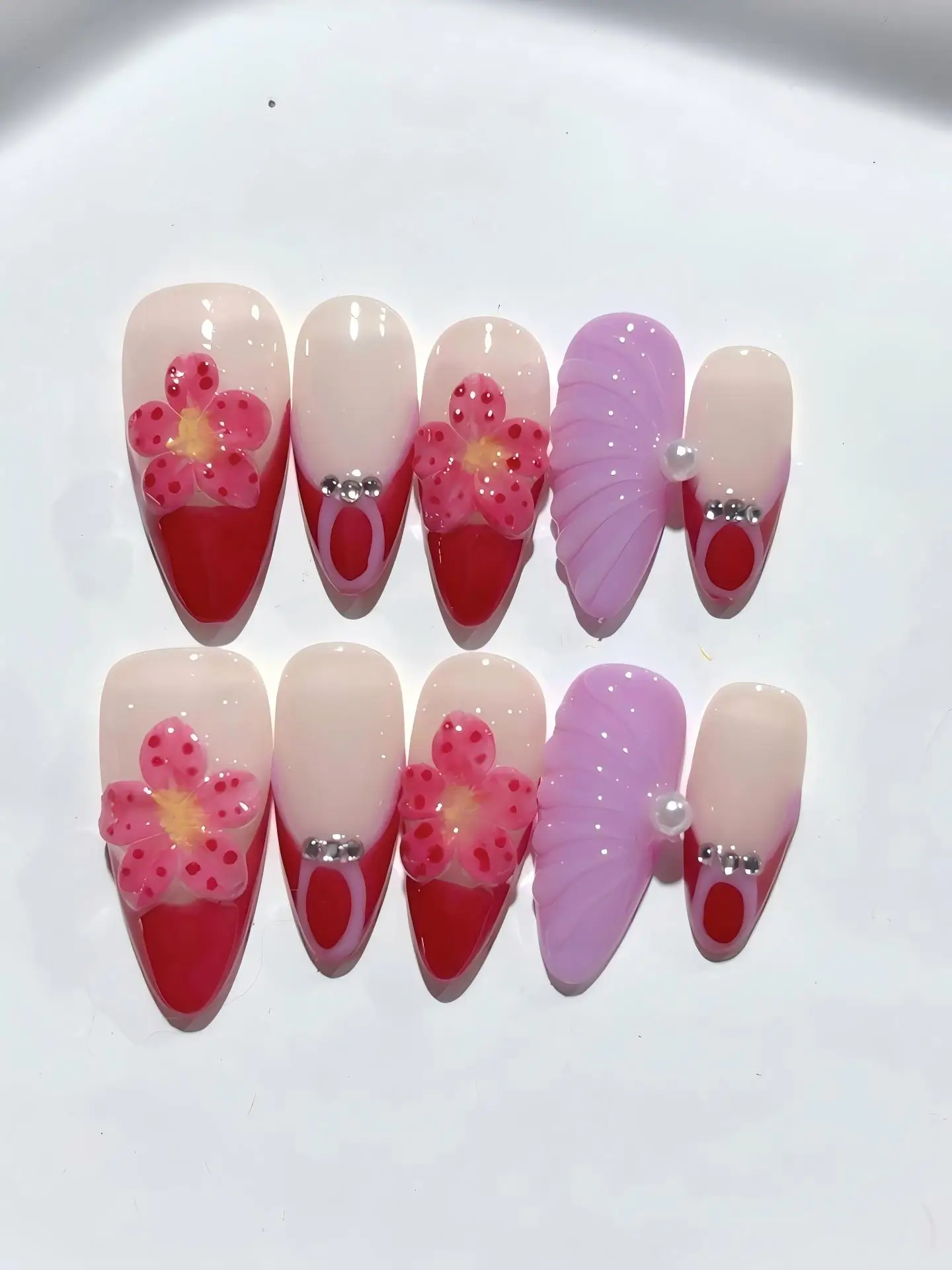 

French Stereo Carved Elegant and Noble Style Fashionable Wearable Manicure (D390)