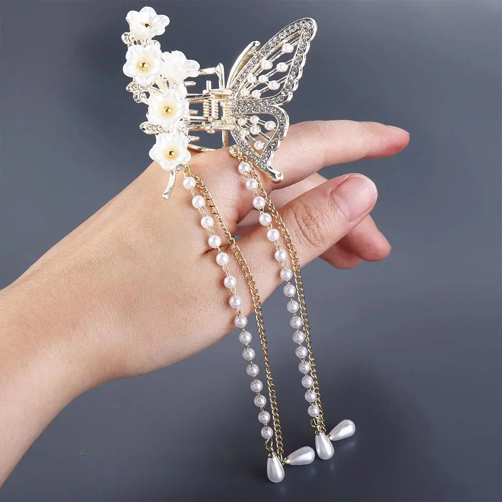 

Заколки для волос с кисточками для девочек, держатель для хвоста, зажим для волос в виде краба, большие заколки для волос в корейском стиле, коготь-бабочка, женский зажим в виде акулы, цветок