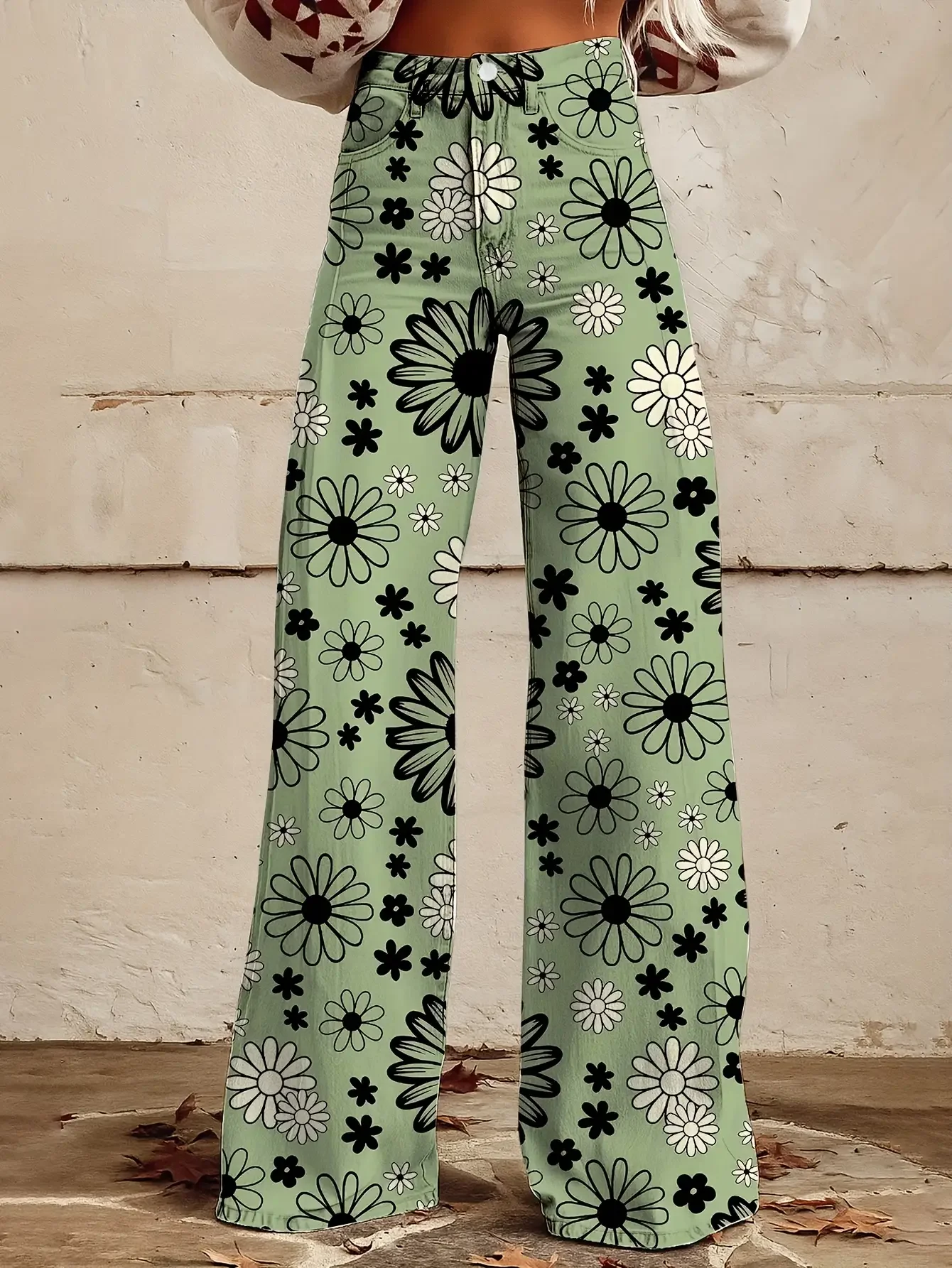 2026Women's slim fit wide leg flared pants, Machine washable casual pants, versatile patterns.