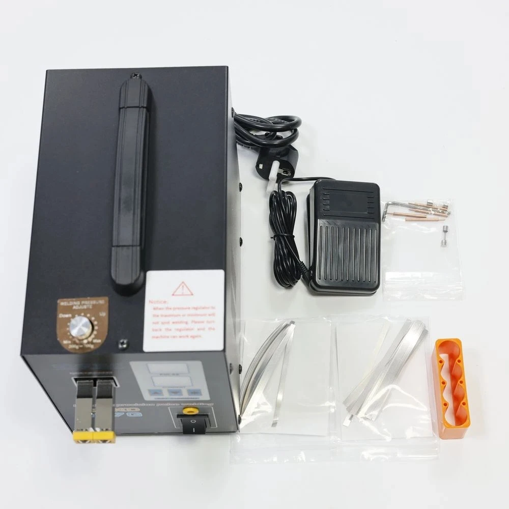 

SUNKKO 737G Spot Wel Spot Welder 2800W Peak 800A Current for 4-Rows Battery Pack AC 110V/220V
