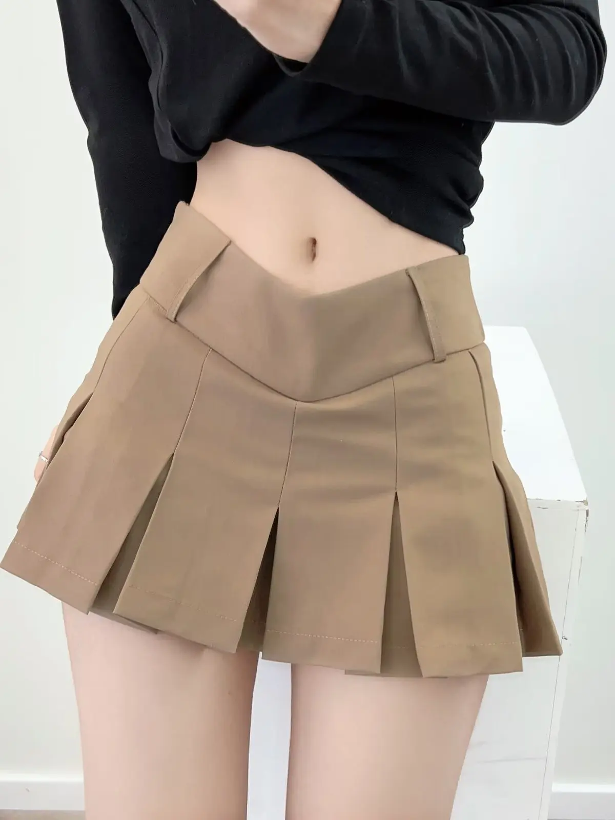 

Retro American College Sports Sle Low Waist V-Ne Skirt Women's Spring Autumn Slim A-Line Pleated Skirt f Body Skirt