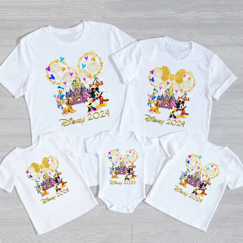 2024 Family disney Trip Shirts Mickey Minnie Family Matching Outfits Look First Disneyland Trip Dad Mom Kids Tshirt Baby Clothes