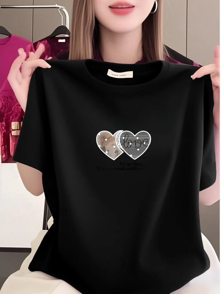 

Модная женская футболка с коротким рукавом и принтом в виде сердечек, черная, с круглым вырезом, больших размеров, приталенная, повседневный стиль, стандартный крой, полиэстер...