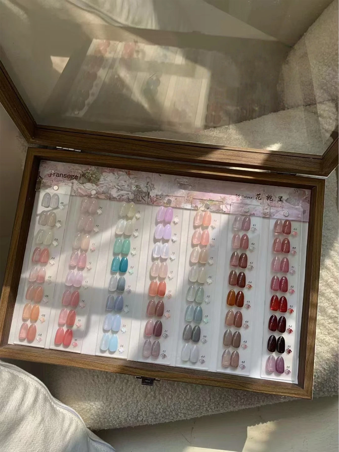 

56pcs 15ml Jelly-colored Gel Nail Polish Set with UV Gel and Color Chart - Artistic Nail Art, Salon Style