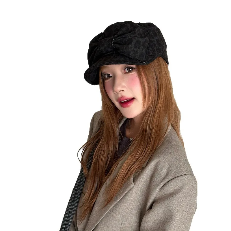 Koreanische personalisierte Leopardenmuster-Schleifen-Reitermütze, Frühling und Herbst, Retro-Britische Street-Fashion-Schirmmütze für Damen, Baskenmütze – Detail 6