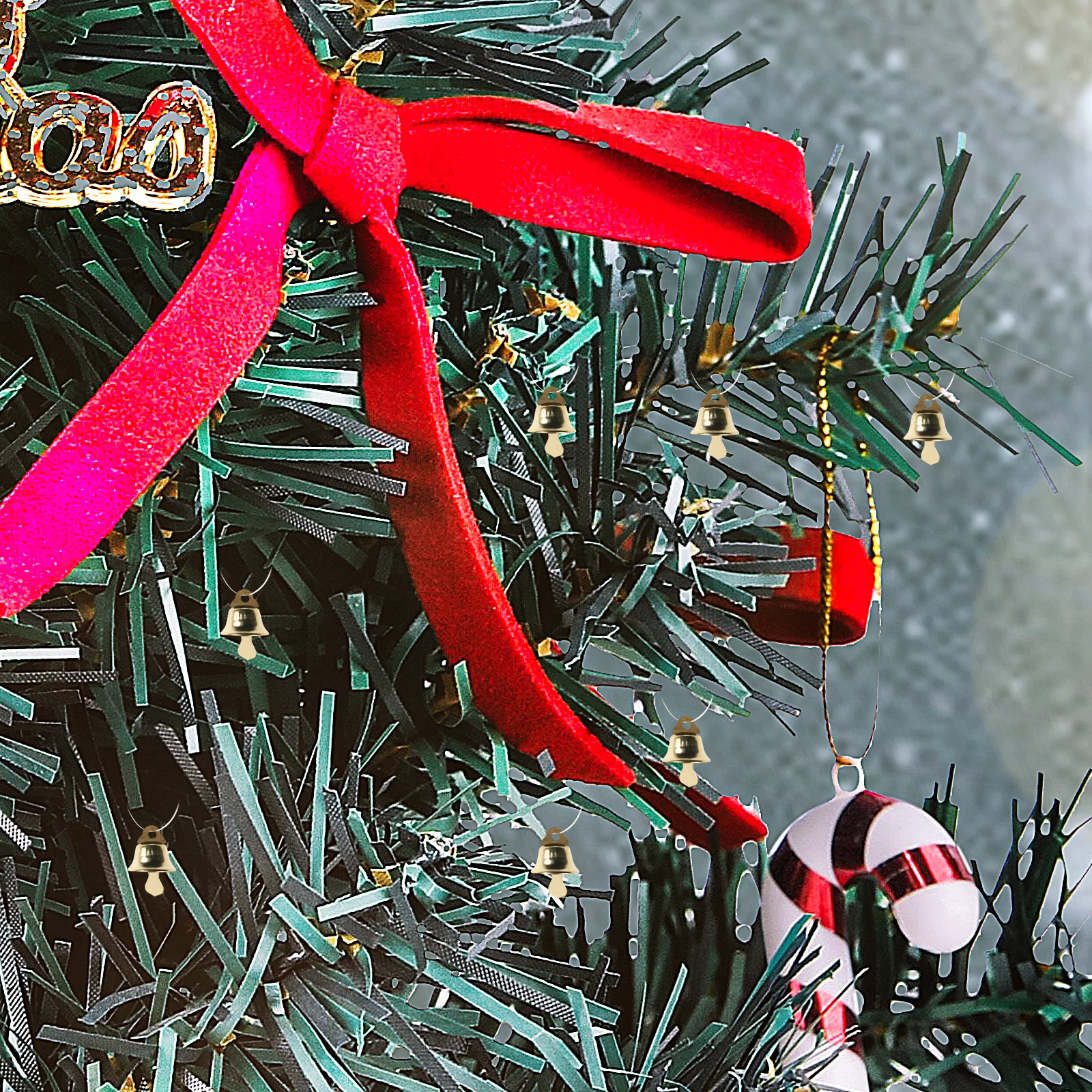 

120 Pcs Little Metal Jingles Bells Decoration Golden Small Christmas Baubles Mini Vintage Pendant Charm