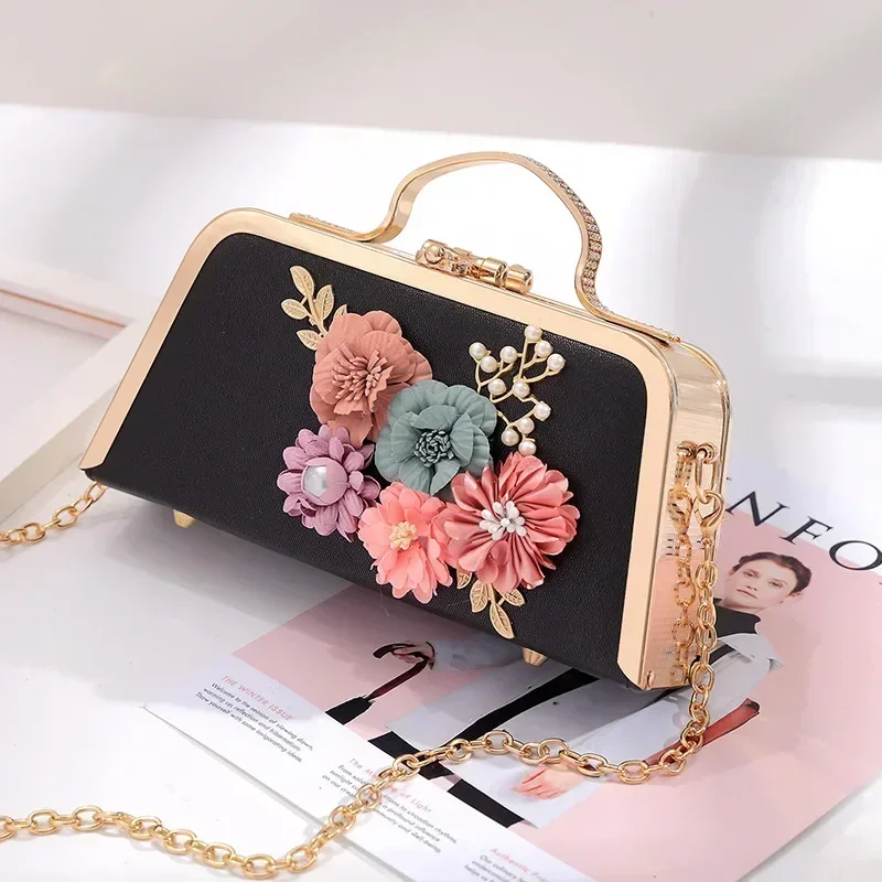 Small Square Bag New Summer Versatile One Shoulder Crossbody Bag Cute Flower Chain Small Bag Girl bags for women