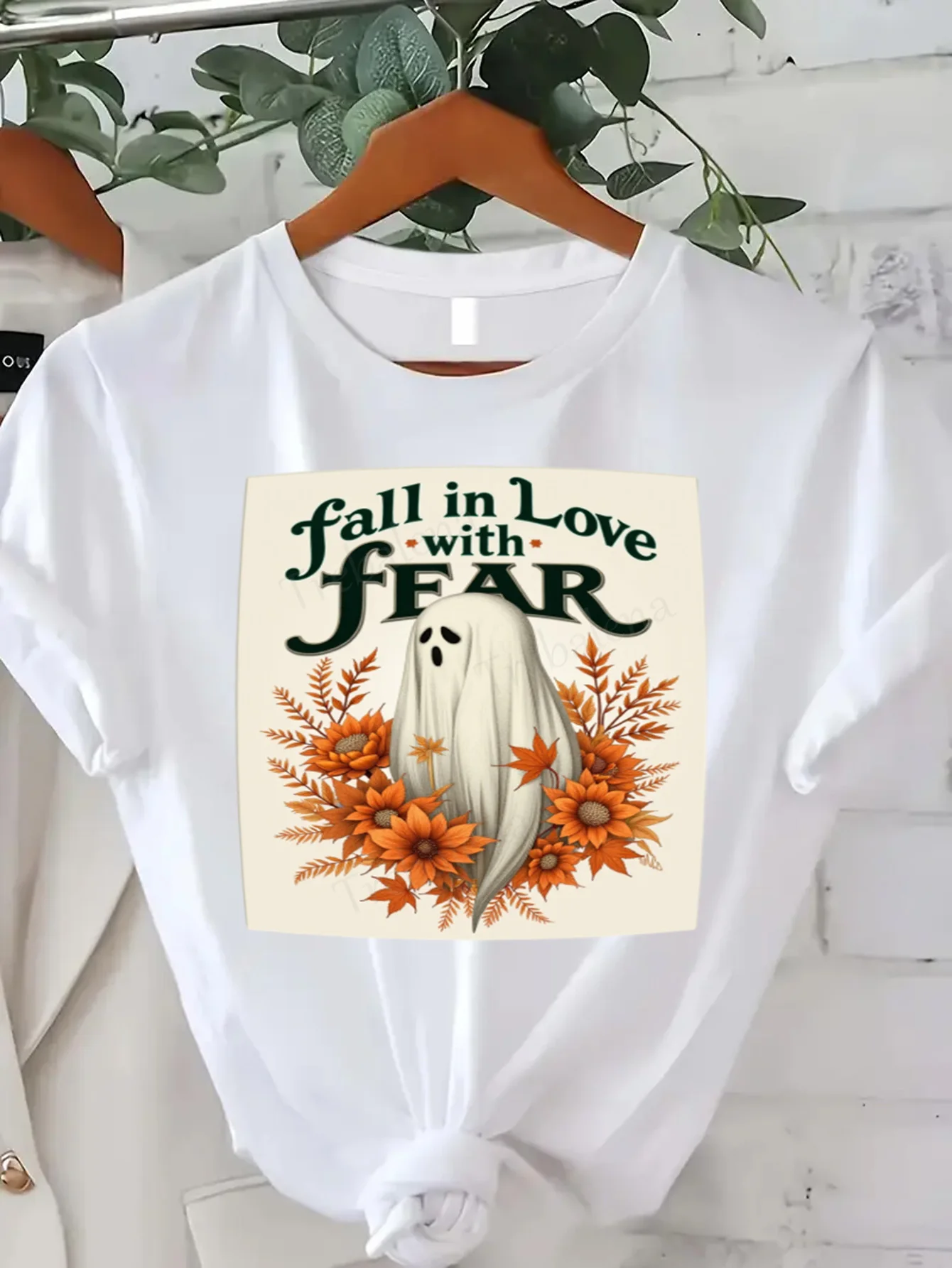 Round Neck T-shirt Fall in Love with Fear Ghost Floral Halloween Tee Women's Plus Size Short Sleeve Tee Fashion Casual Top