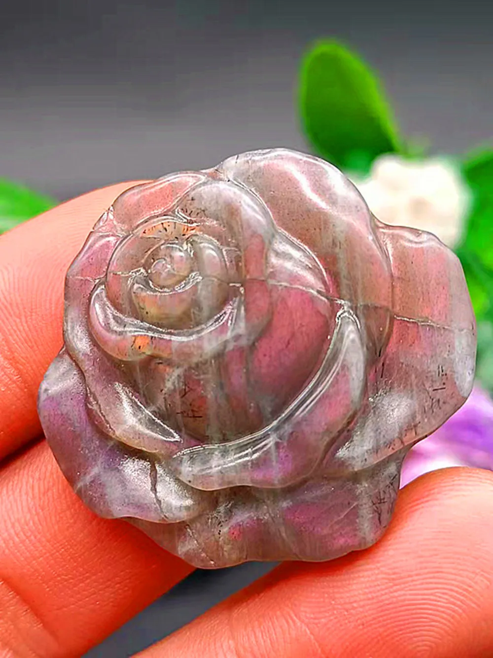 

Natural quartz crystal Labrador Energy Purple glow sculpted reiki rose fashion interior living room ornament treatment