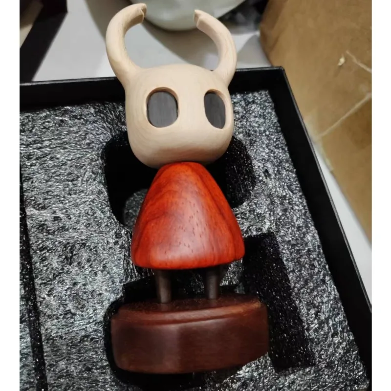 Suitable for Hollow Knight Solid Wood Cool Living Room Porch Desktop Ornament Creative Gift  Friends