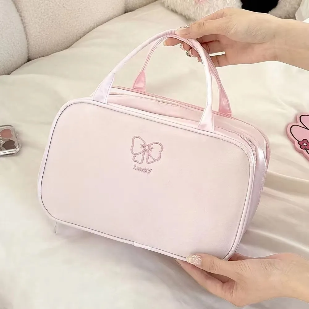 

Fashion 3 Layer Travel Cosmetic Bag Lightweight Puffy Toiletry Bag Wide-open Design Large Capacity Bow Makeup Organizer