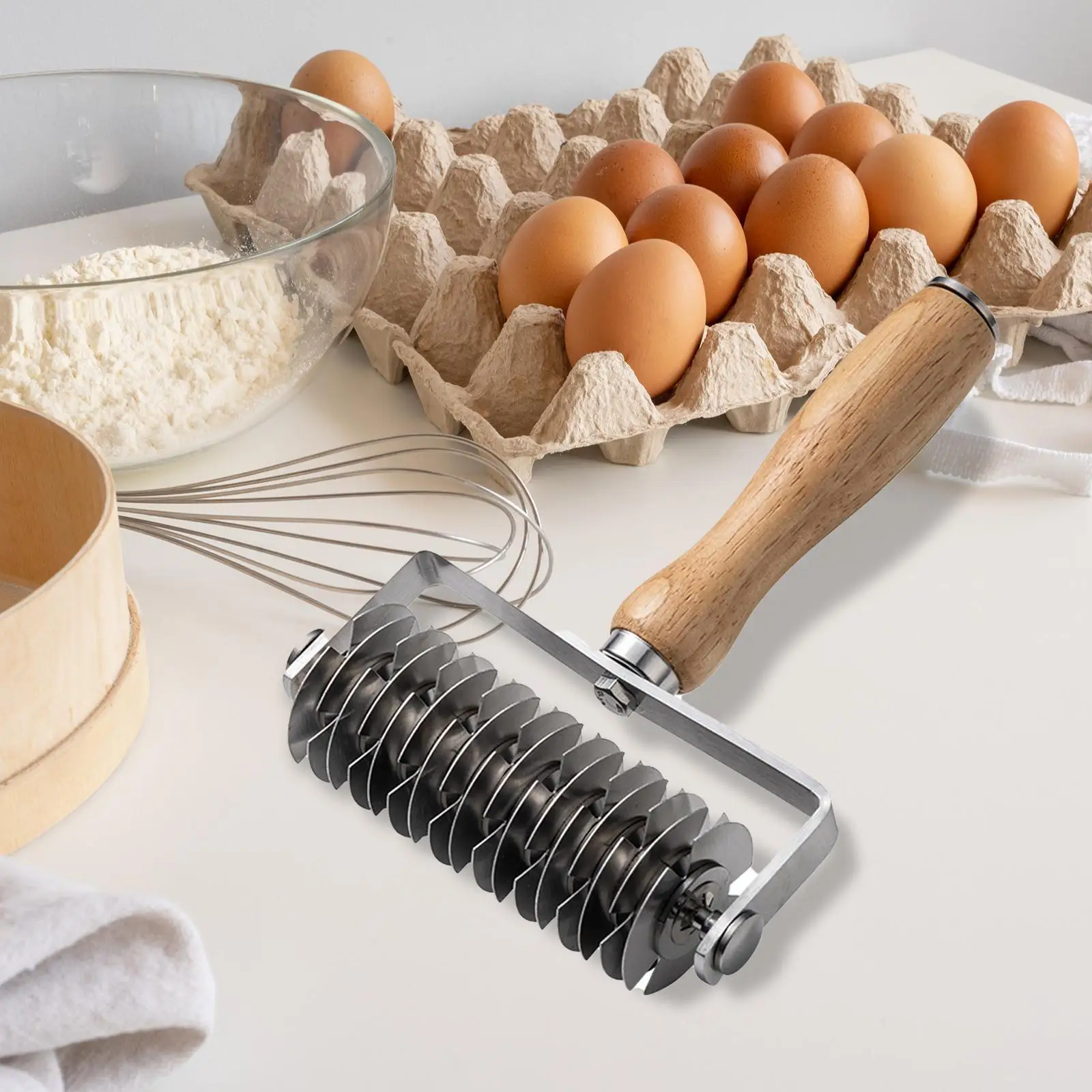 

Решетчатый валик для резки кондитерских изделий с деревянной ручкой, бытовой кухонный инструмент для выпечки, колесо для резки печенья, пиццы, тортов