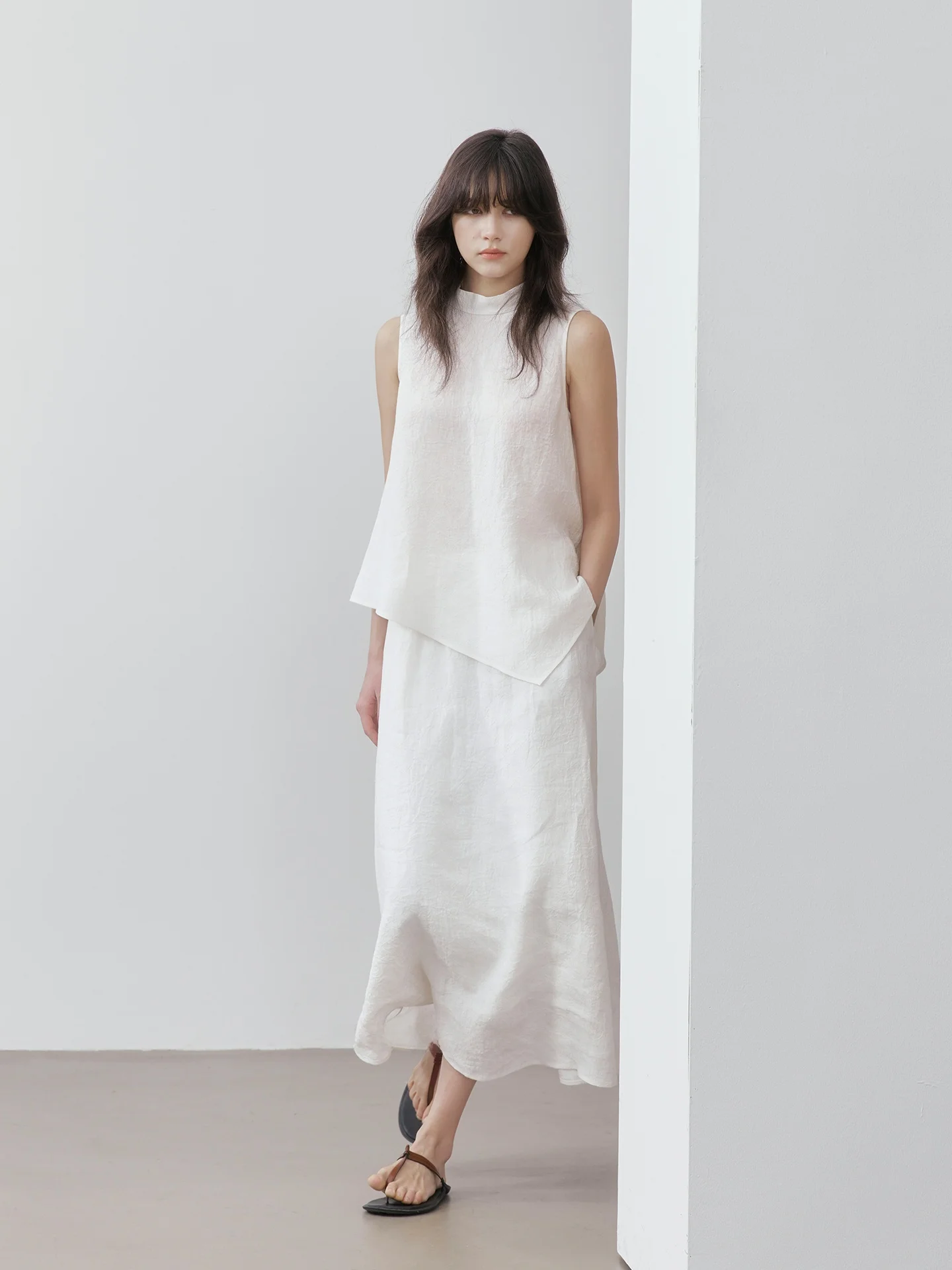 

White Svel Vest And Long Skirt Set 00 Linen Design Summer Faion Women's Two-Piece Suit Nomumad Quali 2026 Collection