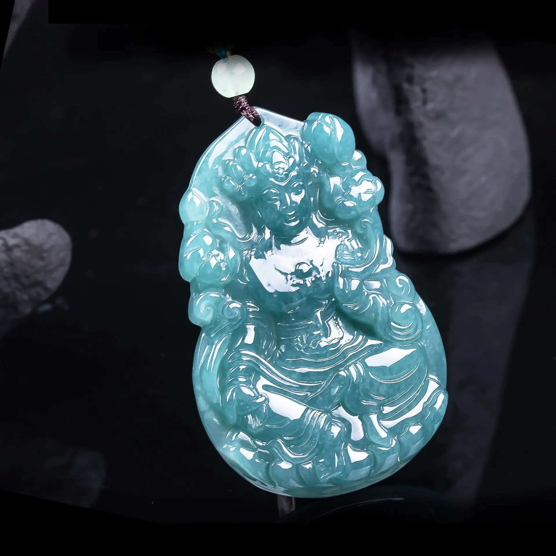 

Natural Myanmar Jadeite Guanyin Pendant Necklace Fashion Gemstone Accessories Real Jade Carved Amulet Vintage Gifts for Women