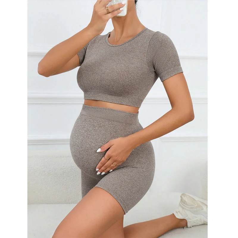 Pregnant Women Seamless Yoga T-Shirt Shorts Set Maternity Fitness Workout Gym Clothing Premama Short Sleeve Yoga Suit Sportswear