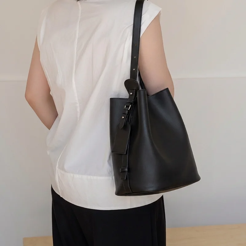 Luxury Genuine Leather Bucket Bag Korean Niche Simple Solid Color Cowhide 2in1 Shoulder Bag High-end Women's Commute Handbag
