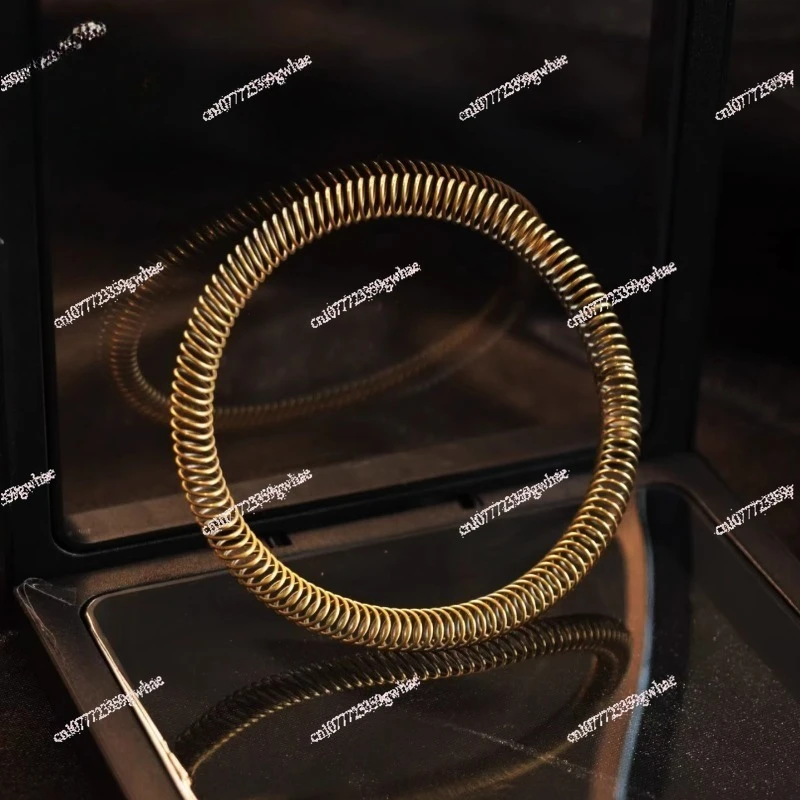 

Rodin coil negative oxygen ion energy bracelet anti-electromagnetic radiation